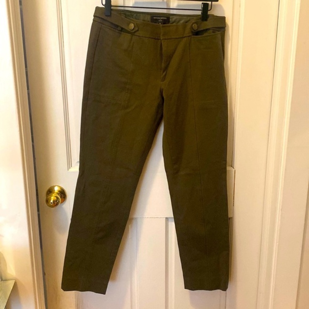 Banana republic Sloan Ankle length Army Green slacks size 6